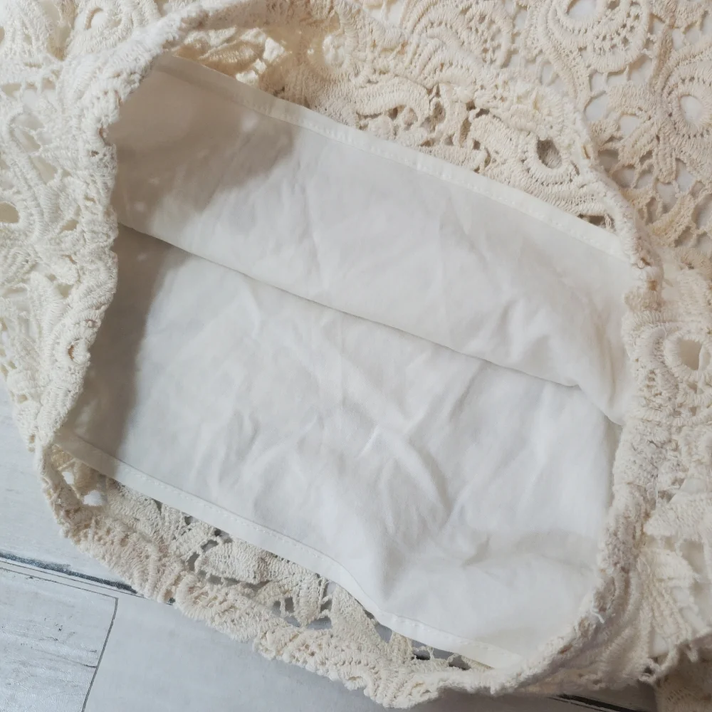 MM couture‎ lace eyelet cream shorts pockets size medium cottagecore vibes